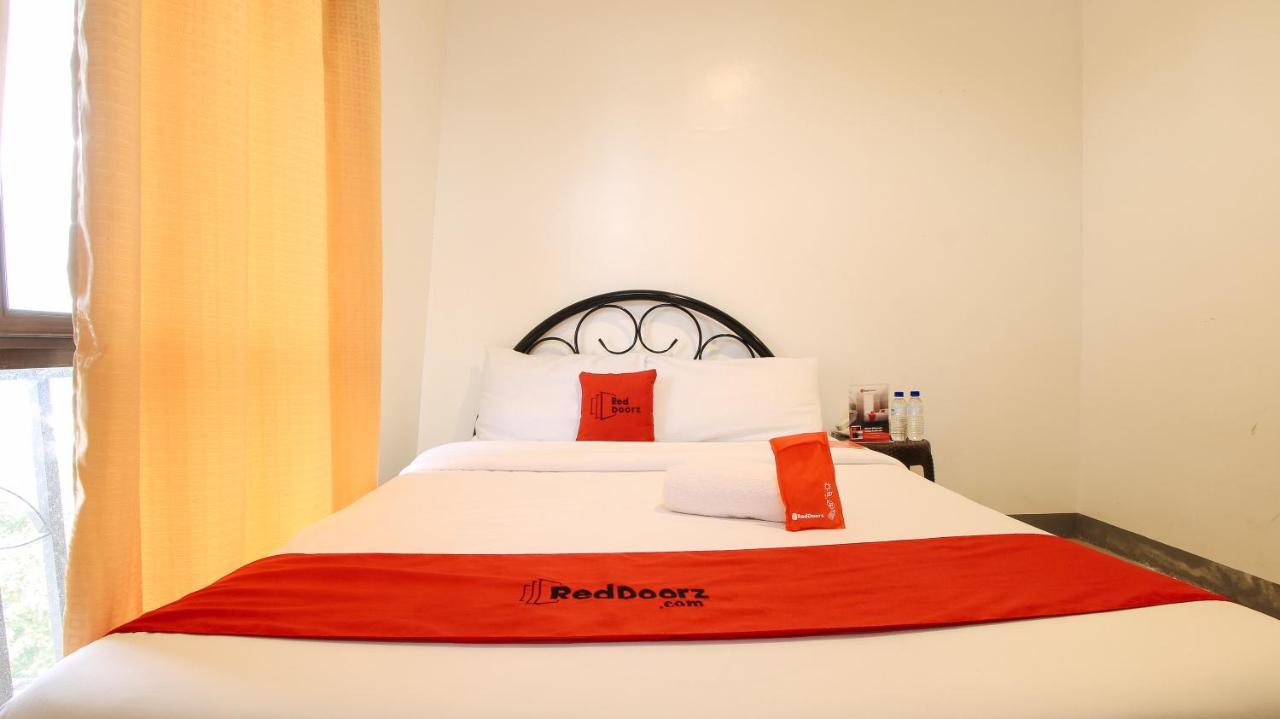 Reddoorz Plus @ Jardin Suites Guadalupe Nuevo Mandaluyong Exterior photo